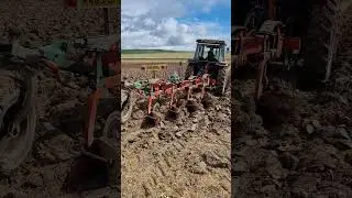 Massey Ferguson 3060 with Kverneland semi mounted plough.