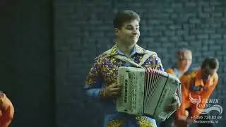 Профессиональный гармонист на праздник, свадьбу, корпоратив - заказать гармониста на юбилей в Москве