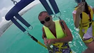 Для чего нужна «дырка» в парашюте?