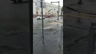 Вода хлынула из колодца