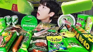 ASMR MUKBANG | GREEN FOOD HONEY JELLY CANDY Desserts (FIRE Noodles, chocolate) Convenience store