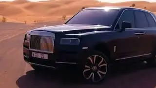 Rolls-Royce Cullinan в пустыне