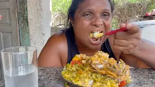 GENTE DO CÉU OLHA ESSE PRATÃO DE COMIDA \ peixe com quiabada  arroz pimenta