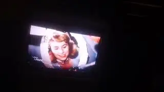 Closing Down To Mona Lisa Smile 2004 VHS