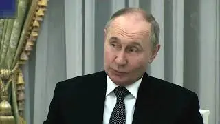 херр Сказочный лижет турецкую туфлю