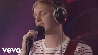 George Ezra - Don't Worry Be Happy (Bobby McFerrin cover in the Live Lounge)