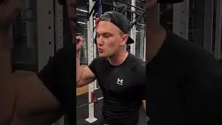 Как правильно делать жим гантелей лежа? 🤔