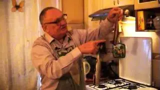 Одним движением селёдку от костей