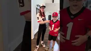 The first UGA Bulldogs home game of the season calls for our first family OOTD