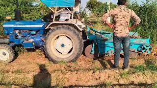 Poteto harvesting with tractor digger #farming #farminglife #trector #farmtrec #potato #farmer