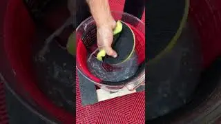 Easy way to clean any polishing pad! #detailing #ceramiccoating #diy #cardetailing