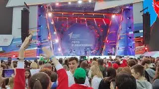 Burito - По волнам - И Мегахит Игоря Бурнышева который он спел по требованию людей на ВДНХ 