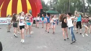 Флешмоб в п. Московский 30.06.12