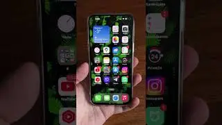 Как поставить разные обои на экран домой и экран блокировки iPhone? #Shors #Обои #Wallpapers #iOS16