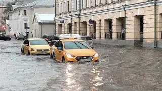 страшный ливень в Москве