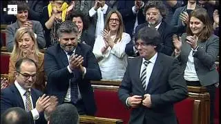 Puigdemont es  investido presidente catalán con los votos de JxSí y la CUP