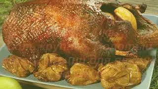 Рецепт Сочная утка с яблоками