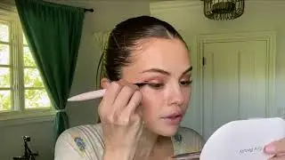 Seeing her bruises from Lupus and her hands shaking broke my heart  (TikTok mendeslovesgomez)