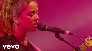 Nilüfer Yanya - Midnight Sun (Live at NOS Alive 2022)