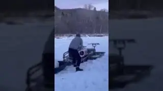 Заводим мото собаку в  -42 | горная рыбалка | 