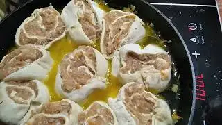 Это элементарно - готовим мясной рулет из фарша в тесте на сковороде и от пельменей вы откажетесь