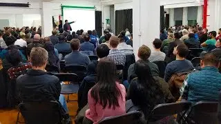 🐿️ Apache Flink Co-Creator presenting: Stream Processing Beyond Streaming with Flink