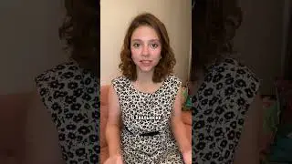 Почему конь красного цвета?