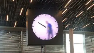 Amsterdam Airport Schipol's Animated Clock (Amsterdam The Netherlands 2022)