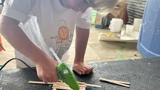 1383 day or how to spend time with child. Glue gun и палочки для мороженого