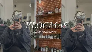 New Hair Day & Missing Chocolates?! | Vlogmas Day 19