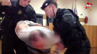 Нападение на судью в Ижевске. Показательные выступления судебных приставов