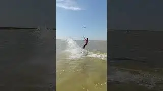 Кайт серфинг на Ейском лимане. Фронт ролл с гребом. 