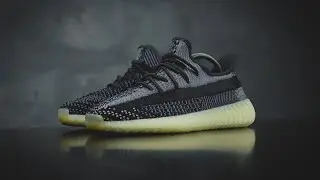 Variedad de colores con las nuevas Adidas Yeezy 350 V2 Carbon | Crawlers Kicks