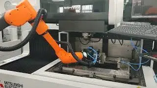 Mitsubishi draadvonkmachine geautomatiseerd met met cobot