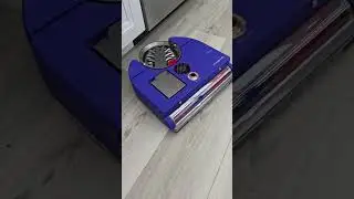 Dyson 360 Vis Nav Robot Vacuum  REVIEW  *How Well Does it Clean*