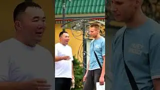 Казах Кабанбай читает русские стихи
