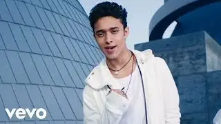 CNCO - Para Enamorarte (Official Video)