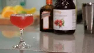 How to Make a Cosmopolitan | Cocktail Recipes