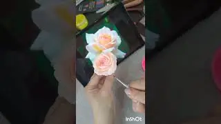 Процесс доработки цветка Розы из творожной крем-пасты. 