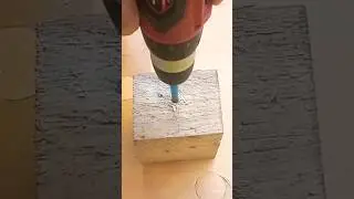 Be sure to remember this trick! How to drill a hole in wood without a drill? 