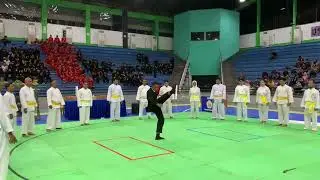 Pembukaan gelanggang oleh wasit juri di kejuaraan west Borneo silat championship 2024 Kalbar
