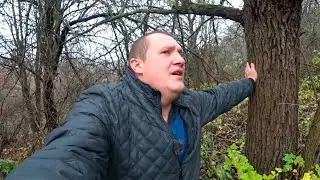 Кажется Ваня периодически ловит белочку и это не шутка