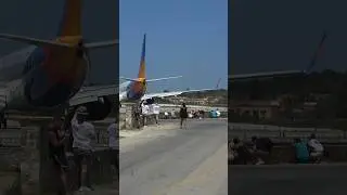 Jet2 B737 creates sandstorm! Insane Up close jetblast departure from Skiathos #aviation #jet2 #b737