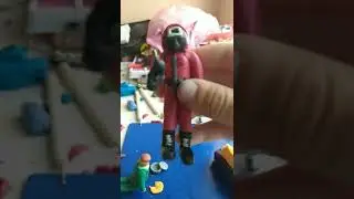Игра в кальмара, из пластилина 