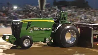 Lucas Oil Super/Pro Stock Tractors In Action At The Buck Pull Off