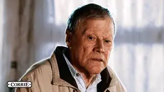 Roy Cropper Is Accused Of Sneaking Around Lauren's Flat | Coronation Street
