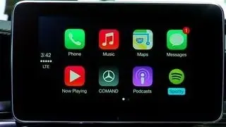 Car Tech - Apple CarPlay