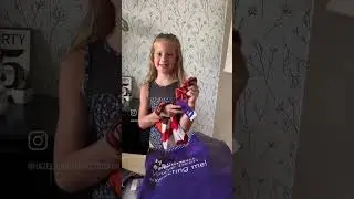 Hazel's Unboxing