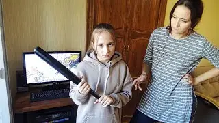 ГРИФЕРША С БИТОЙ ТРЕБУЕТ ВЕРНУТЬ АДМИНКУ В МАЙНКРАФТ В РЕАЛЬНОЙ ЖИЗНИ!