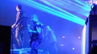 Three Days Grace - Break (Live) - 9/27/13 [HD]